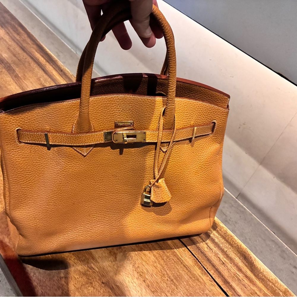 Hermes Birkin 35 Gold